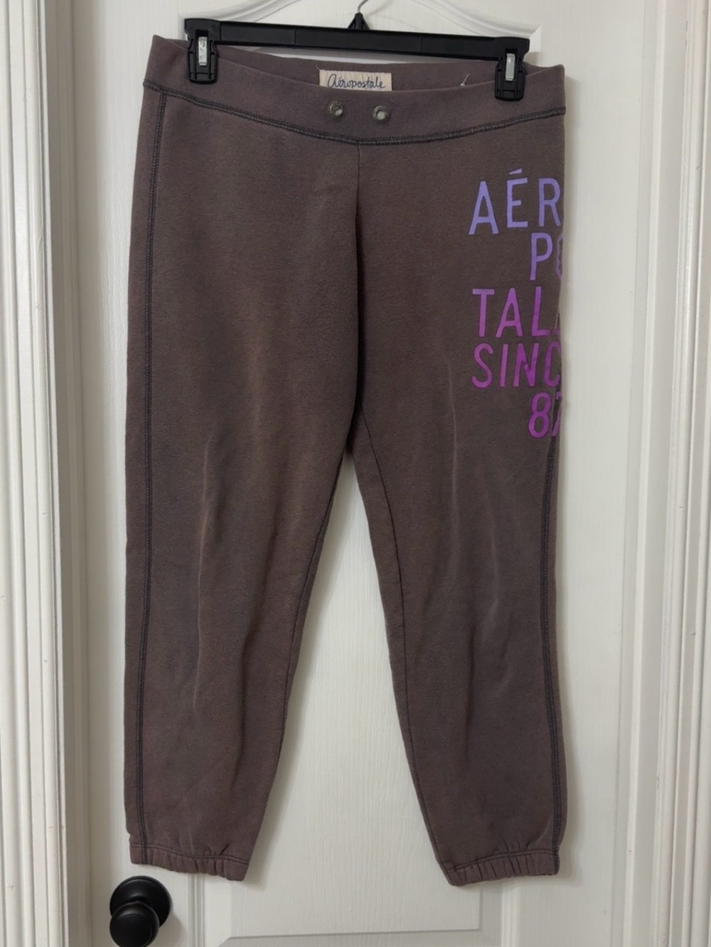 Aeropostale gray brown sweatpants large purple logo since 87  Size M